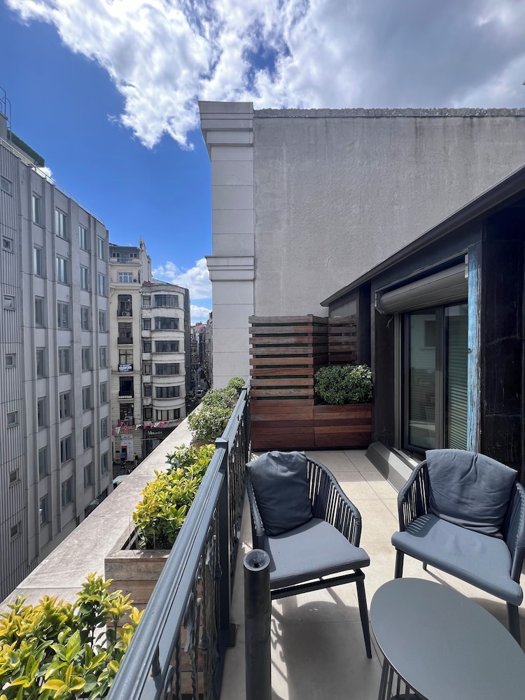 Sentire Hotels And Residences 5/68