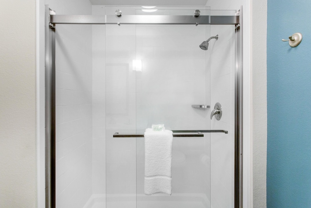 جناح بسرير كينج، Sleep Inn & Suites Monroe - Woodbury 6/7