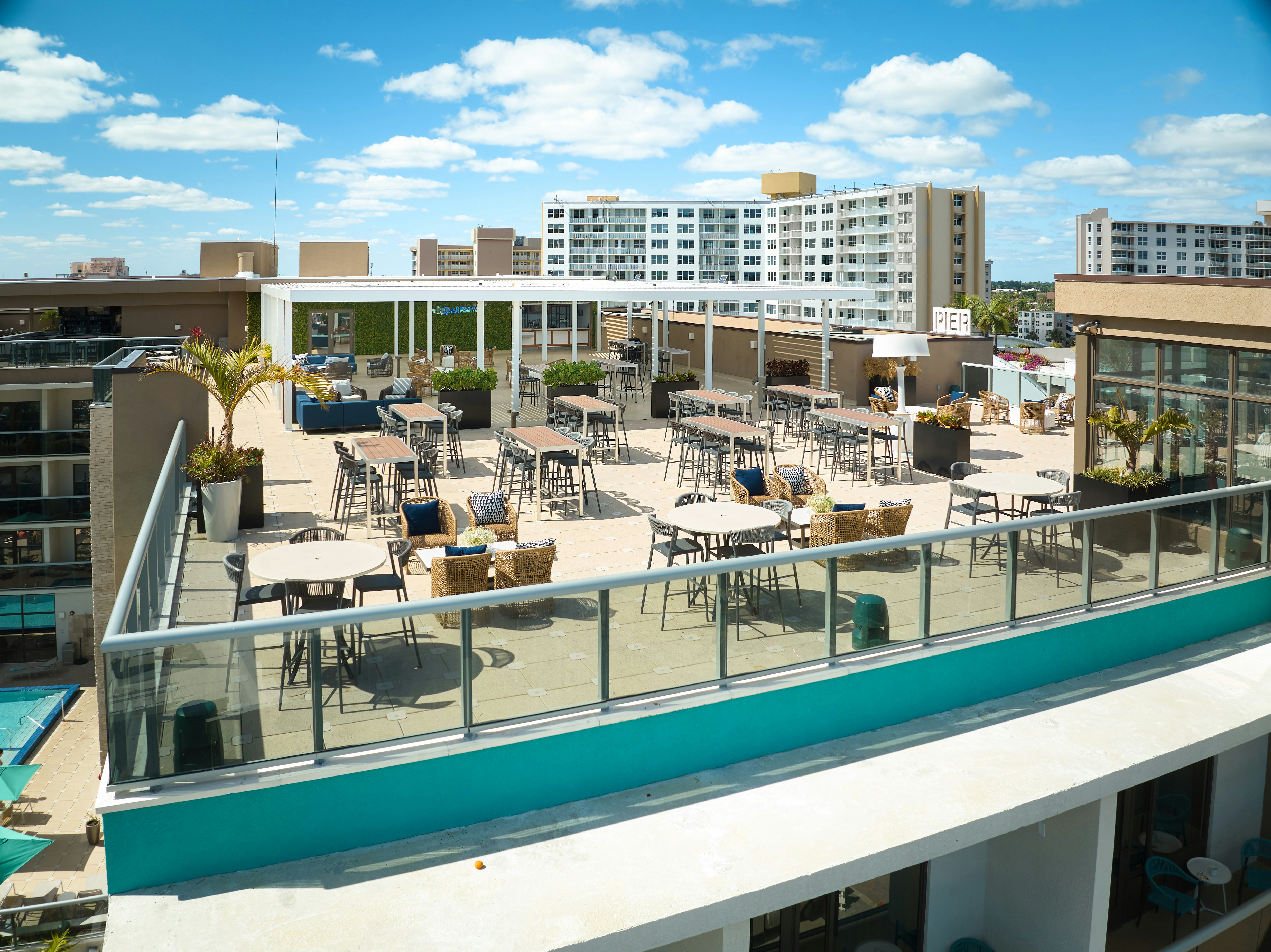 Home2 Suites by Hilton Pompano Beach Pier 18/18