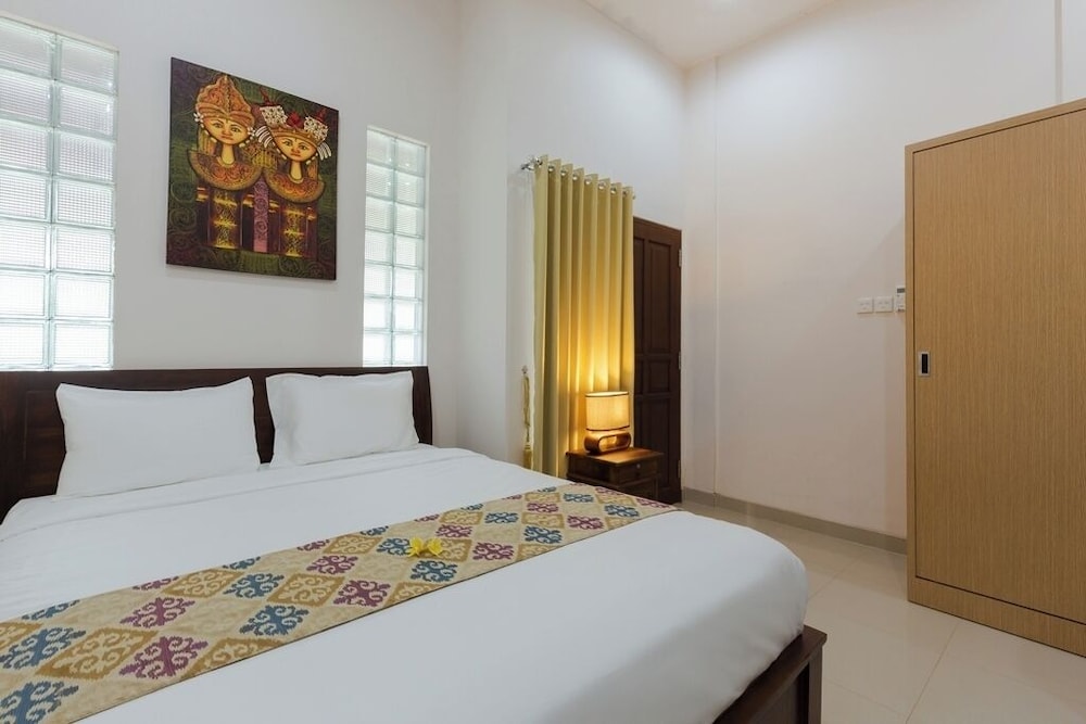 DELUXE, DOUBLE BED