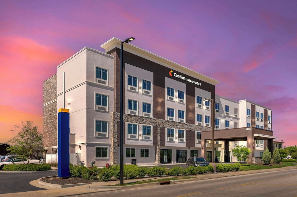 Comfort Inn & Suites Clarksville - Louisville North 4/69