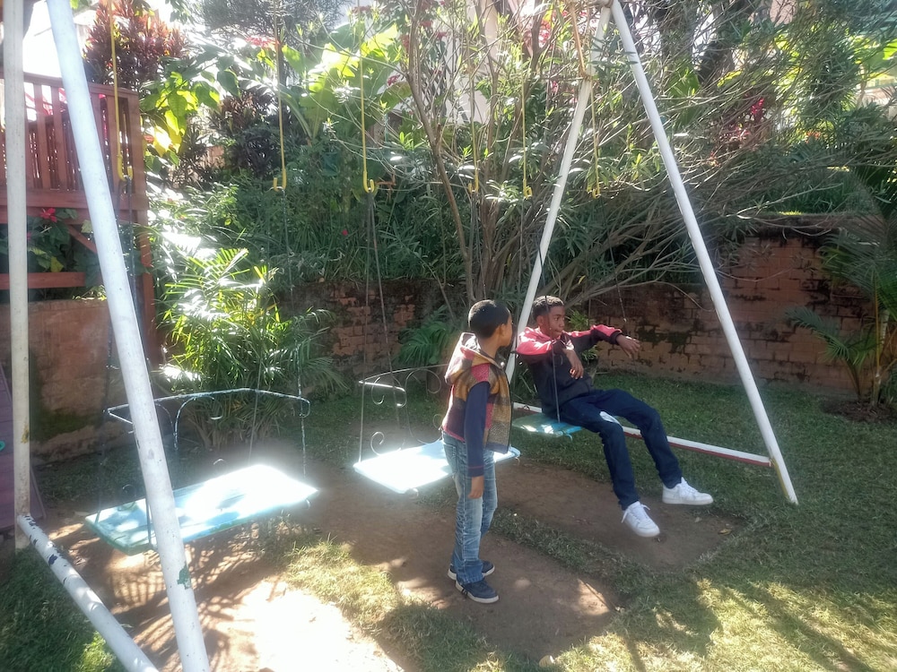 La Residence D Apos Ankerana 35/50