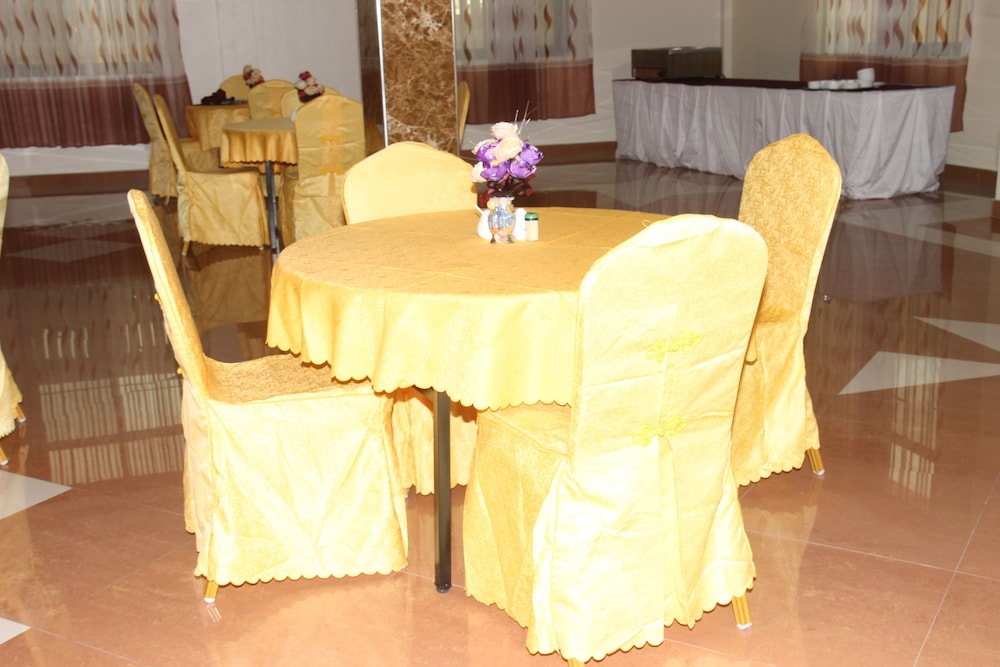 Silver Paradise Hotel 27/31