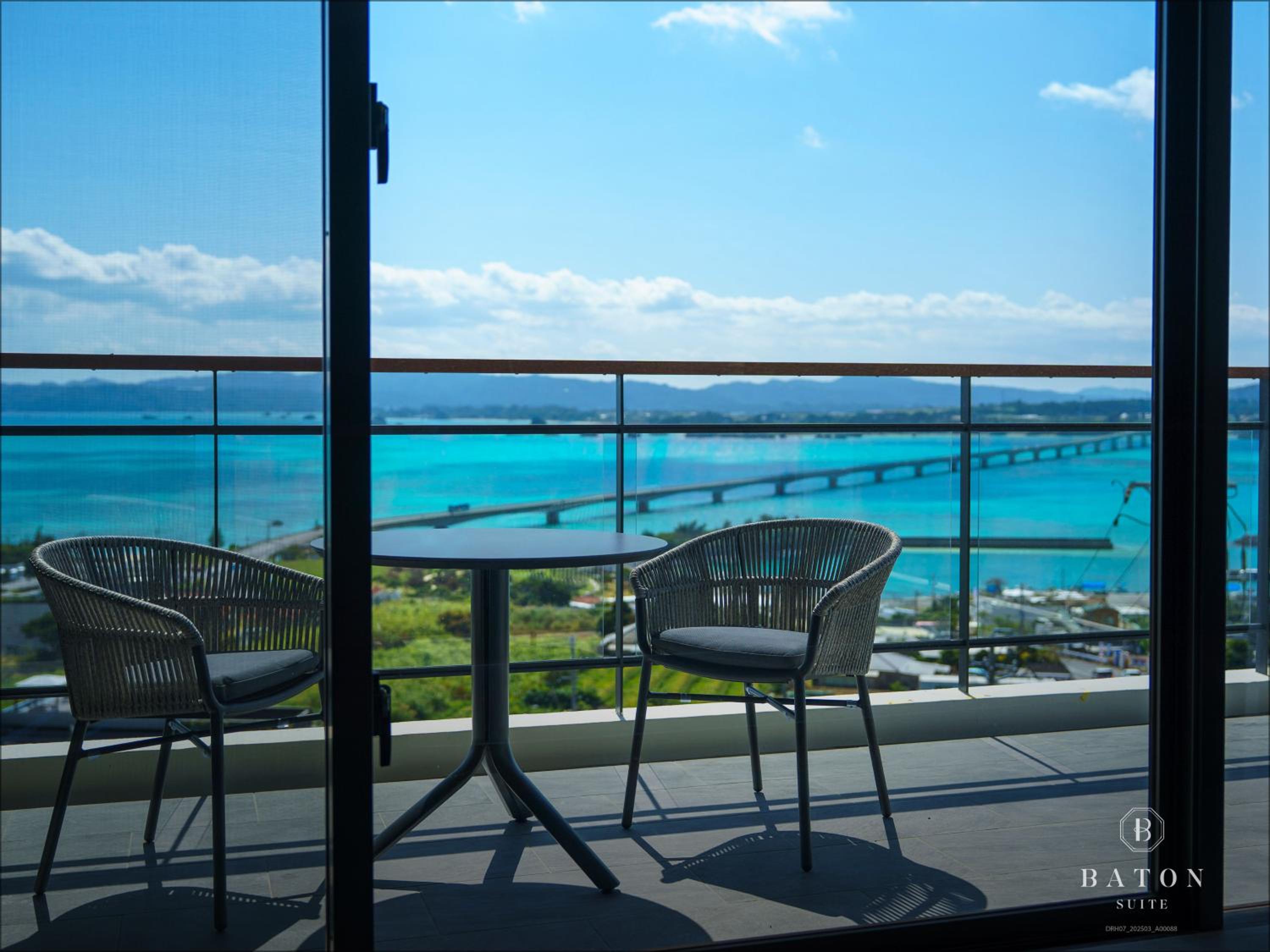 Baton Suite Okinawa Kourijima 34/38