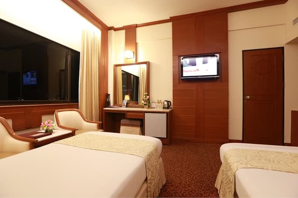 Asia Hotel Bangkok 17/60