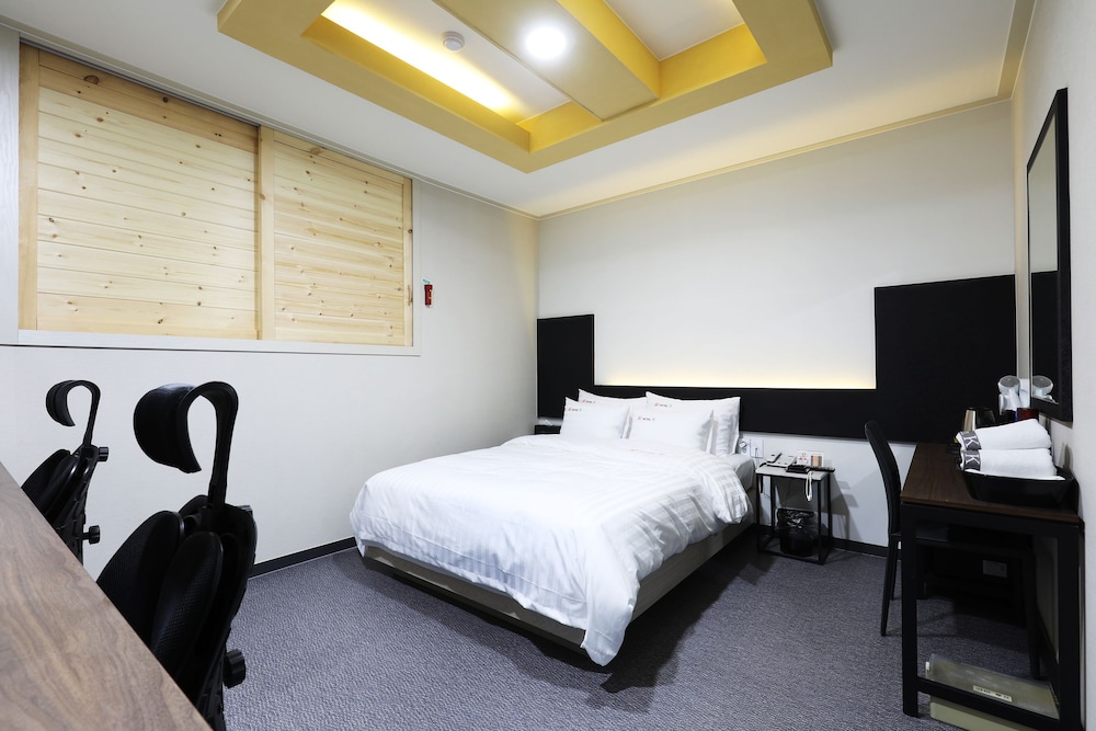 Hotel K 13/29