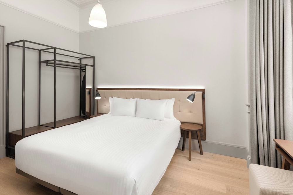 AC Hotel by Marriott Glasgow 17/50