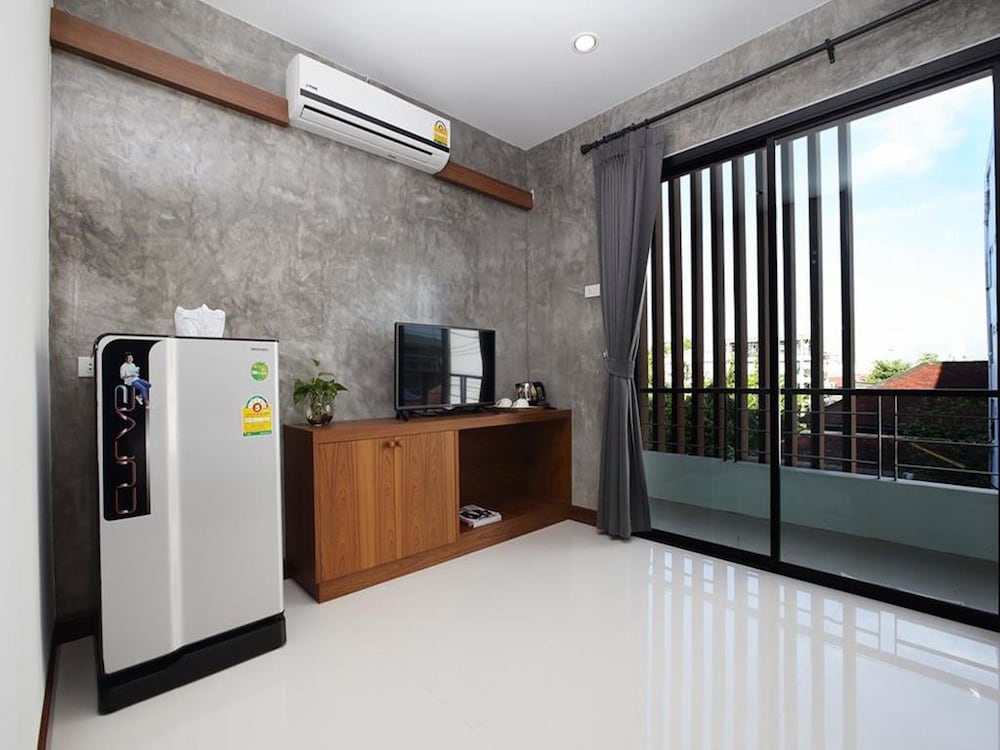 The Restique Apartment 8/26