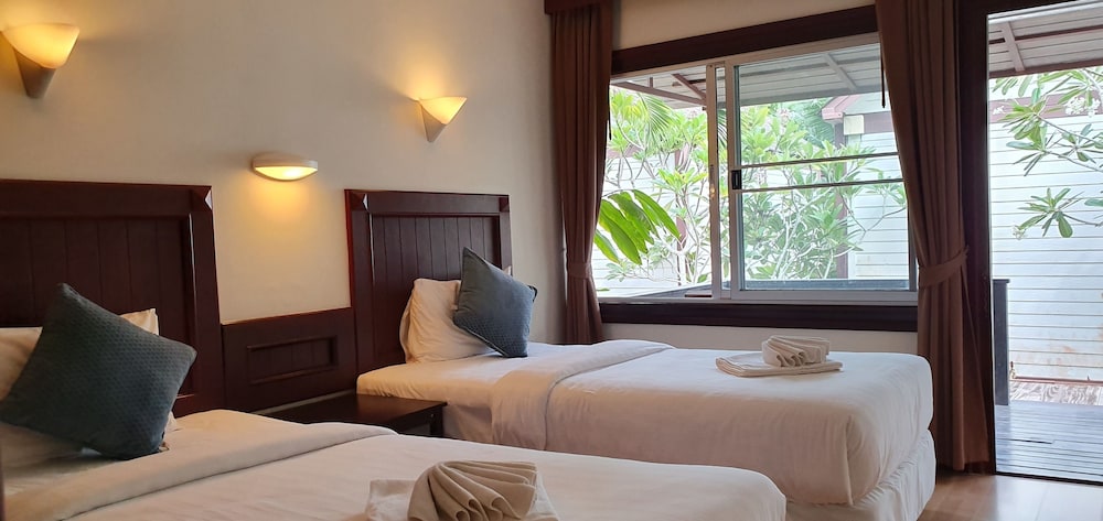 Isle Beach Resort 13/65