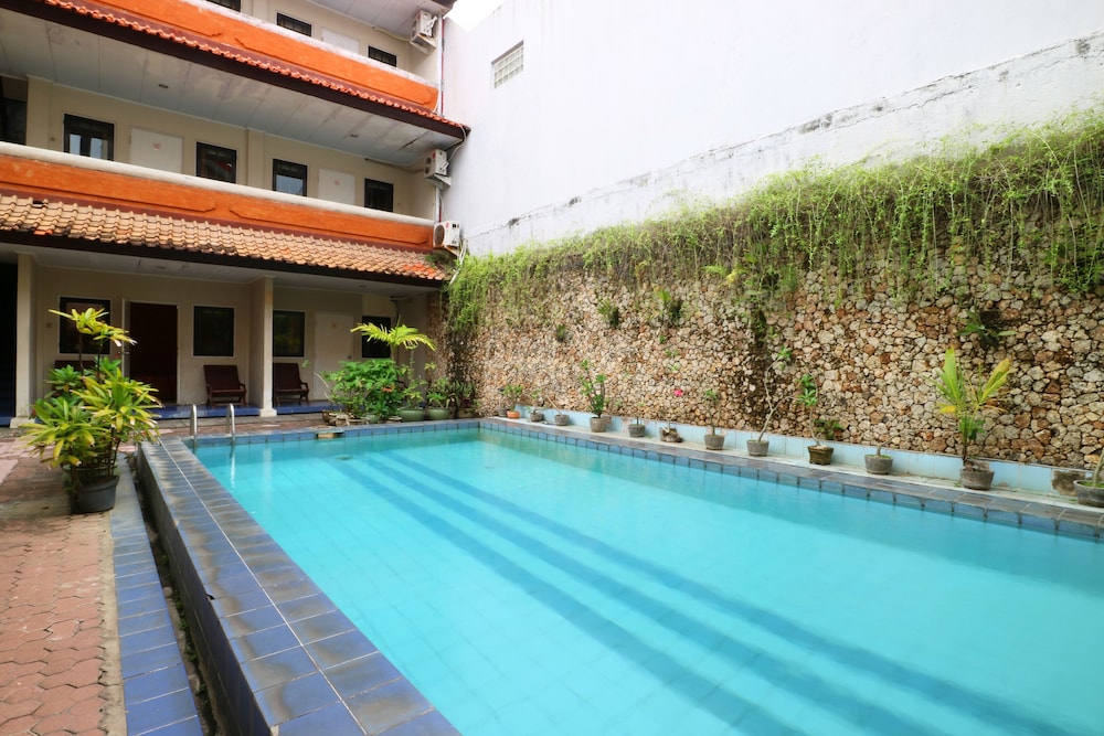 Sanur Ayu Hotel 38/39