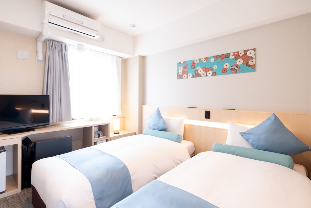 Shinsaibashi-Higashi Crystal Hotel 9/42