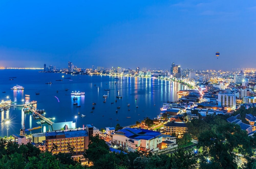 Punyapha Place Pattaya Beach 9/69