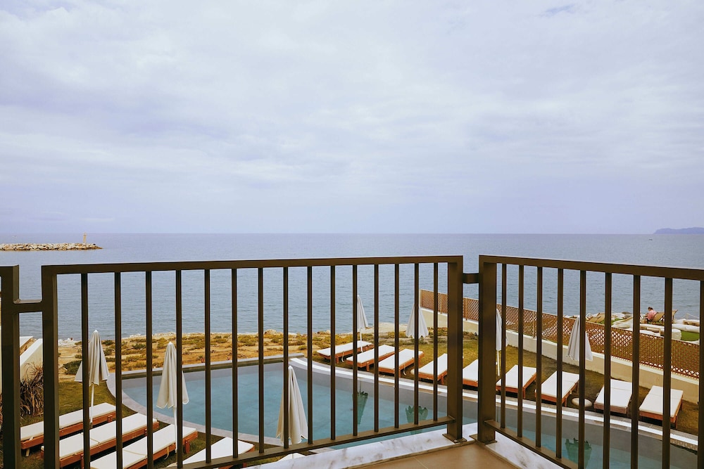GRAND BAY BEACH RESORT KOLYMBARI 8/72