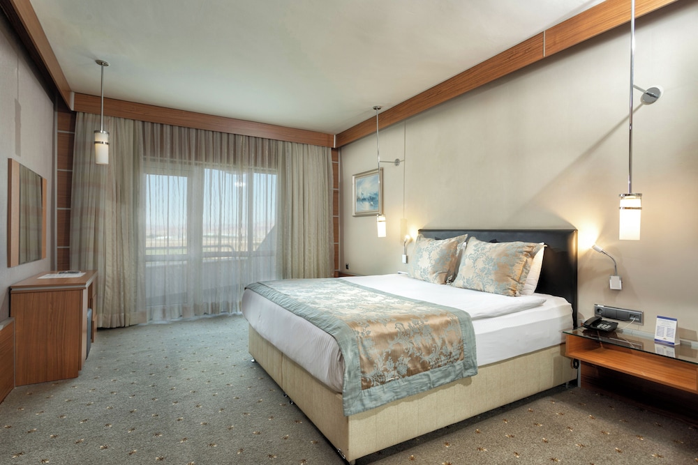 Anadolu Hotels Esenboga Thermal 8/50