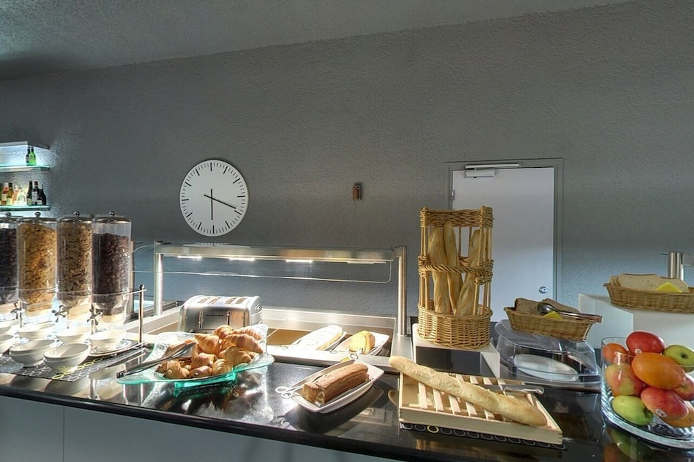 Sure Hotel by Best Western Annecy 60/76