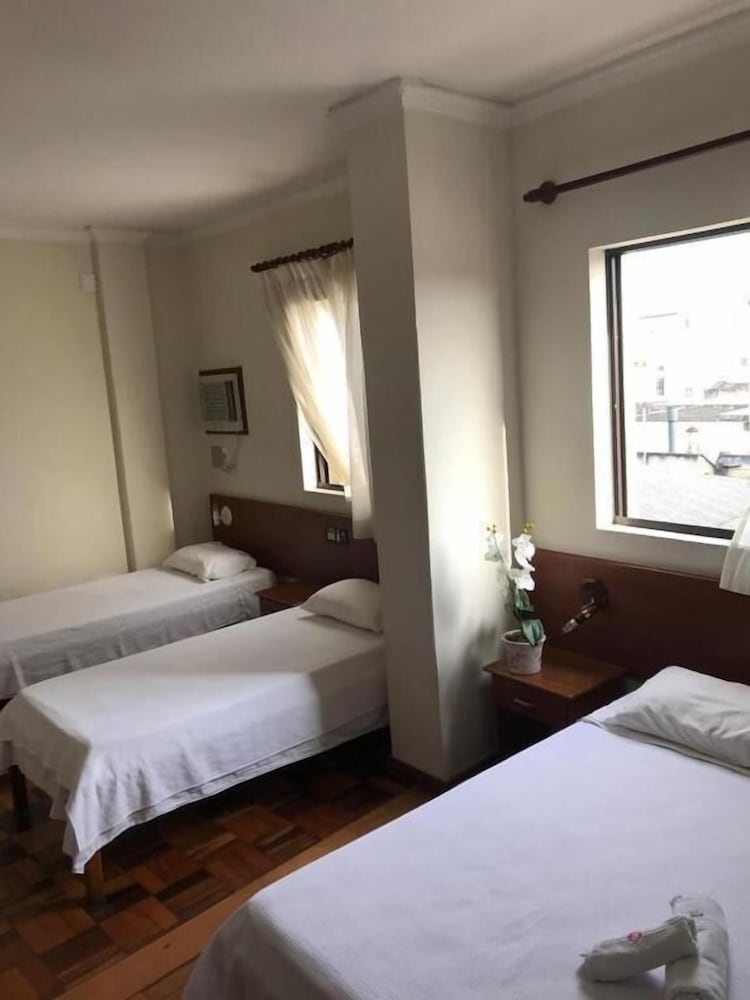Acomodare Hotel 16/43