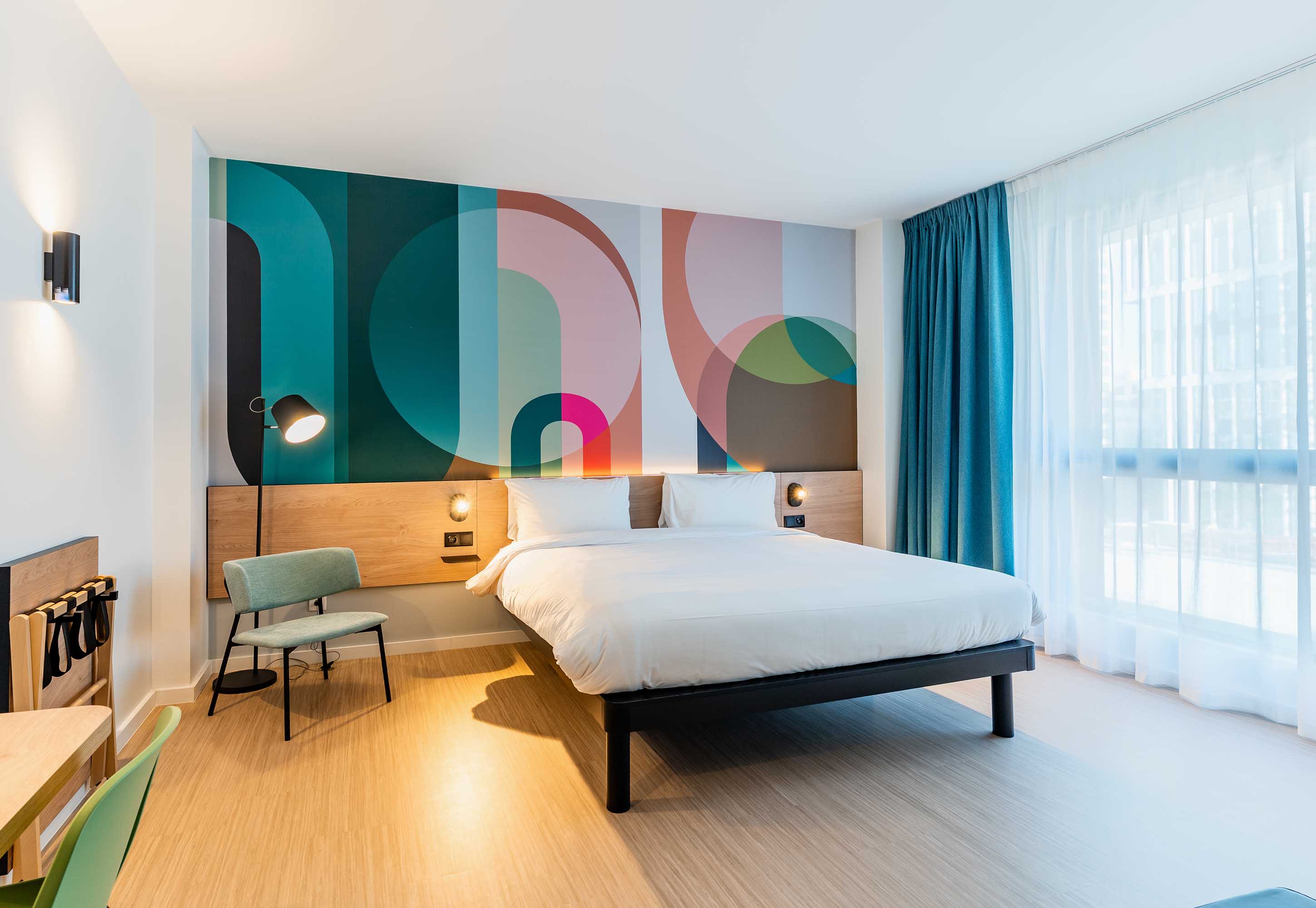 غرفة سوبيريور بسرير مزدوج، B&B HOTEL Luxembourg Centre Cloche d'Or 2/5