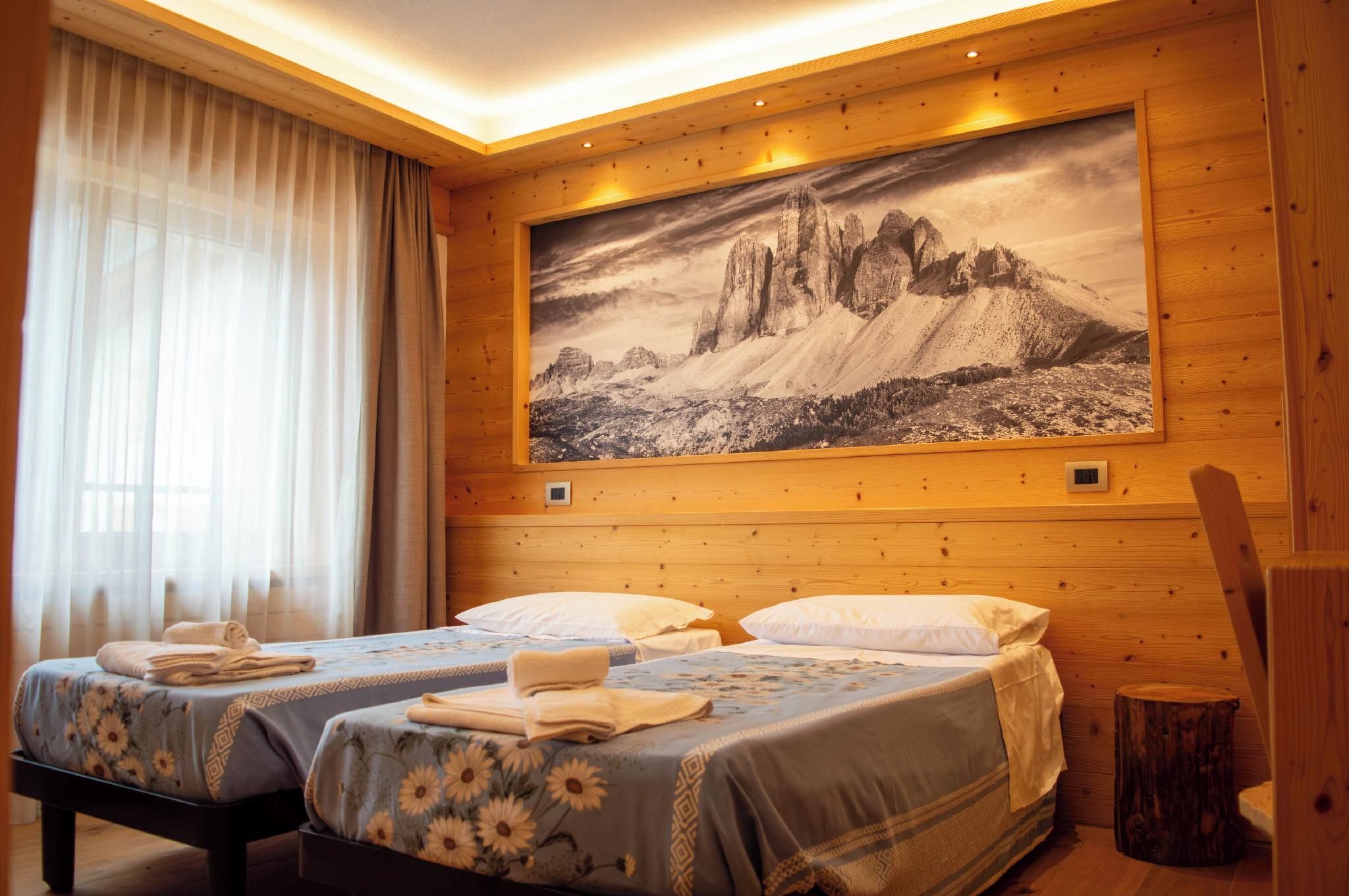 Hotel Serena - Tre Cime Views 11/24