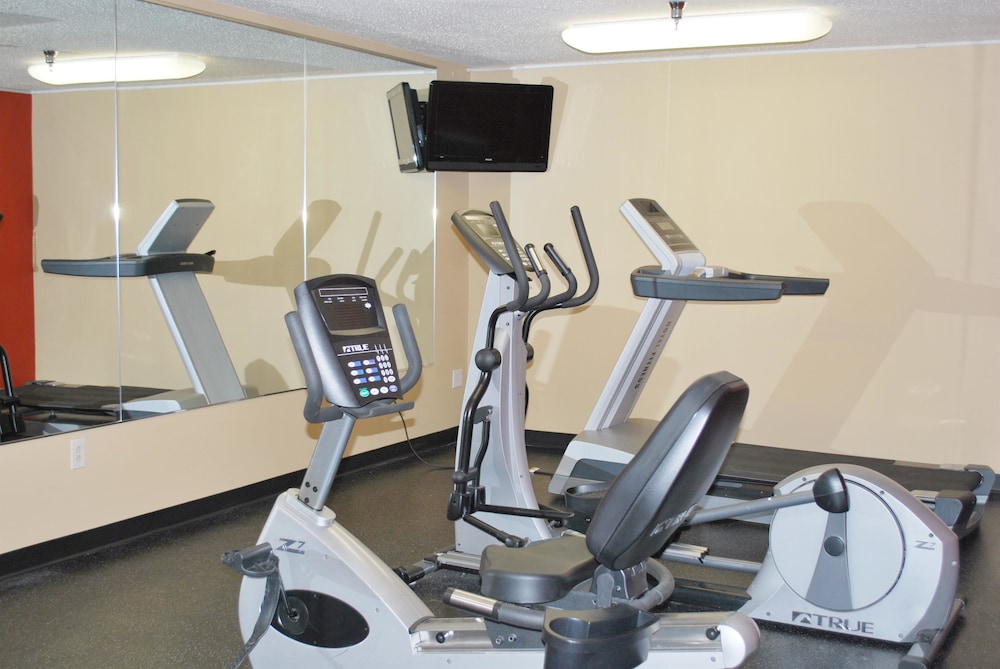 Extended Stay America - St. Louis - Westport - Central 25/62