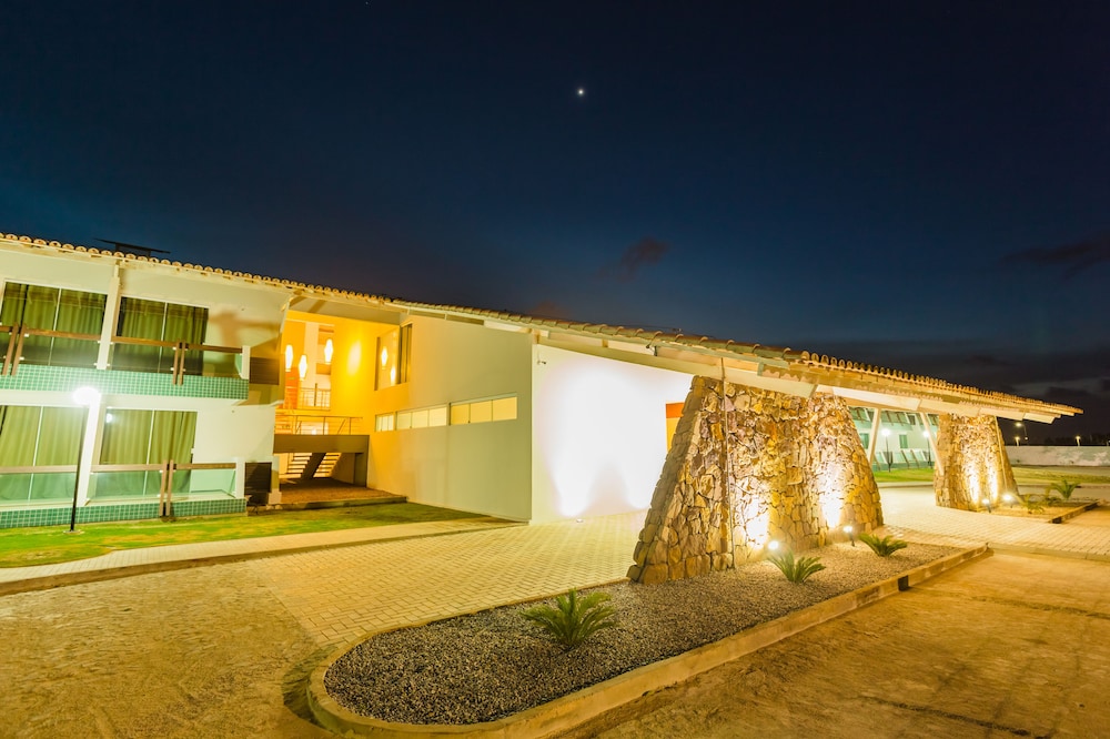 Arrey Hotel Beach 10/48
