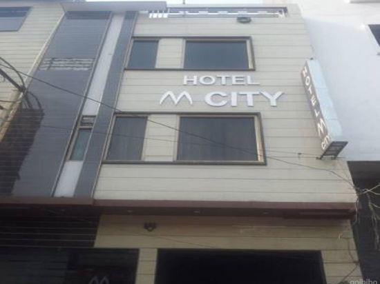 Hotel M City, Amritsar