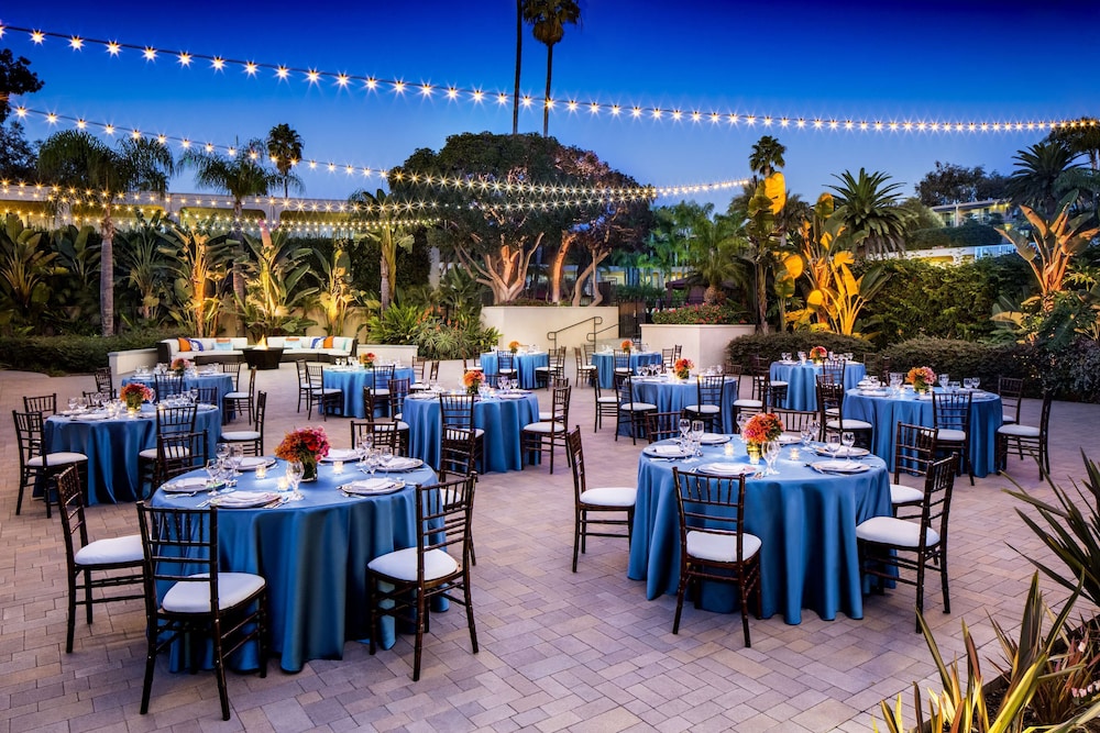 Hyatt Regency Newport Beach Hotel 58/75
