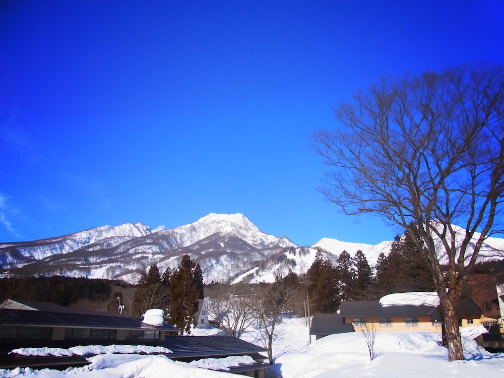 AKAKURA HOTEL 43/49