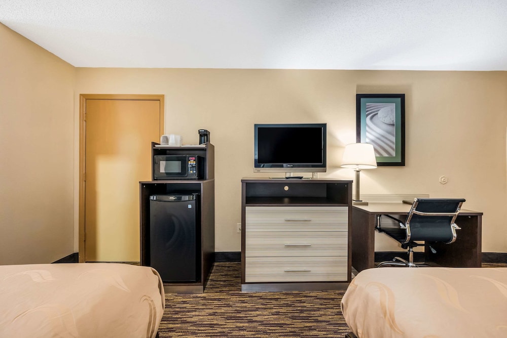 Quality Inn Cullman I-65 Exit 310 13/30