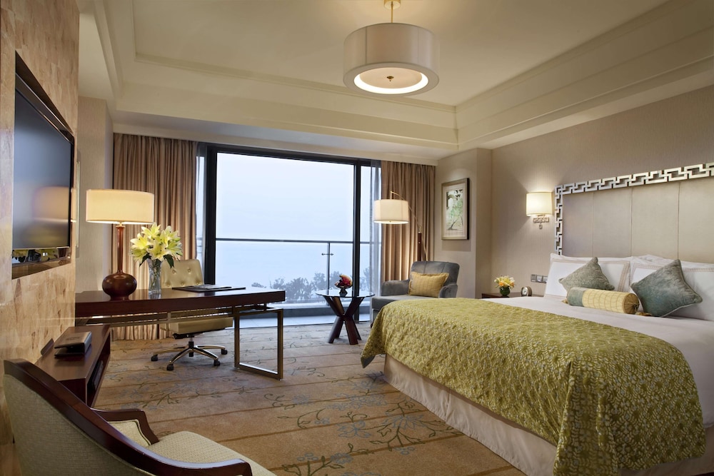 Fairmont Yangcheng Lake 13/50