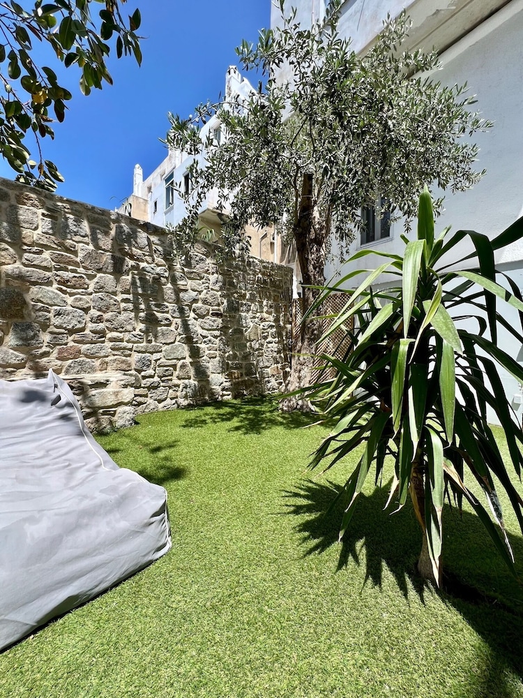 Matogianni Hotel 42/48