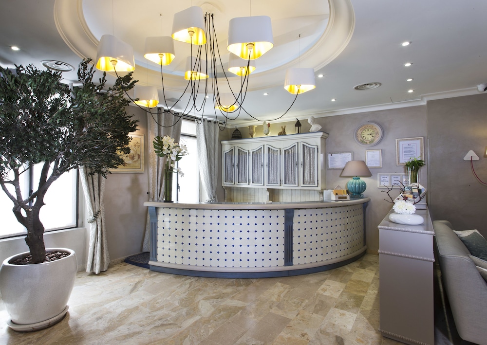 Daumesnil Vincennes Hotel 10/66
