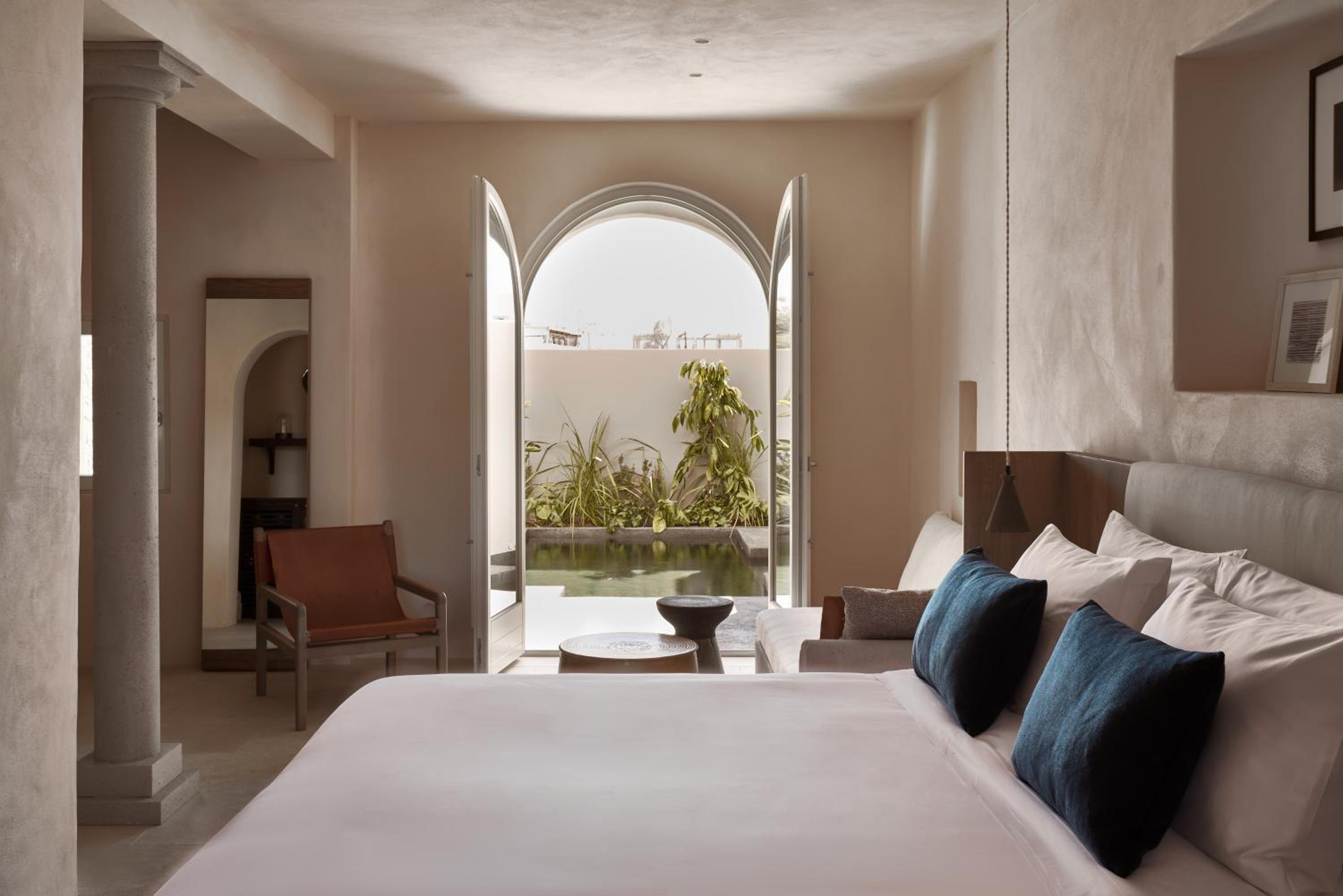 جناح بمسبح خاص، Istoria Hotel 2/3