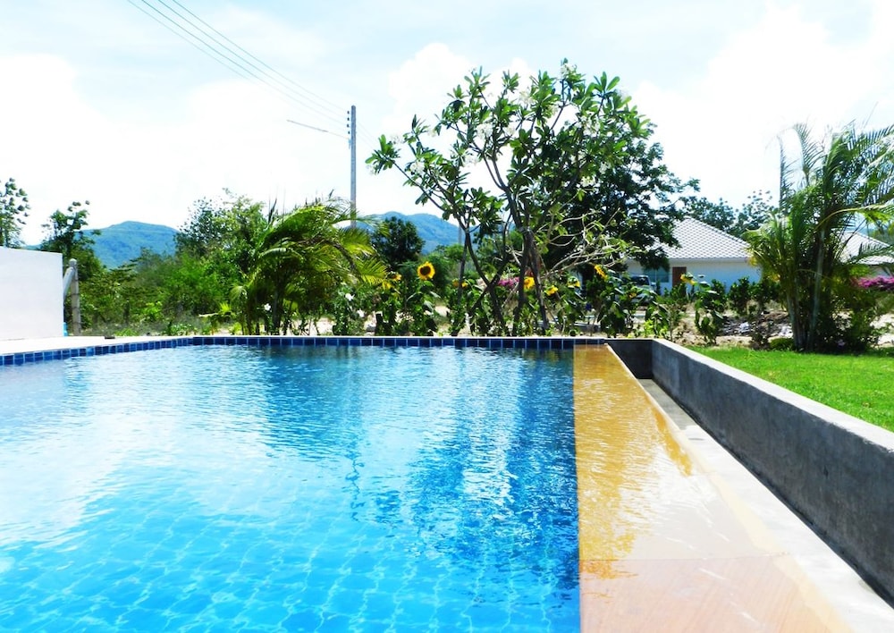 Cha-Am Pool Villa 14/19