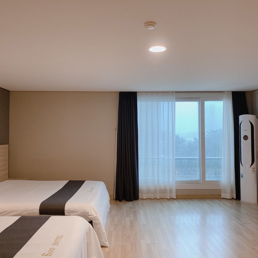 Gyeongpo Soo Hotel 35/68