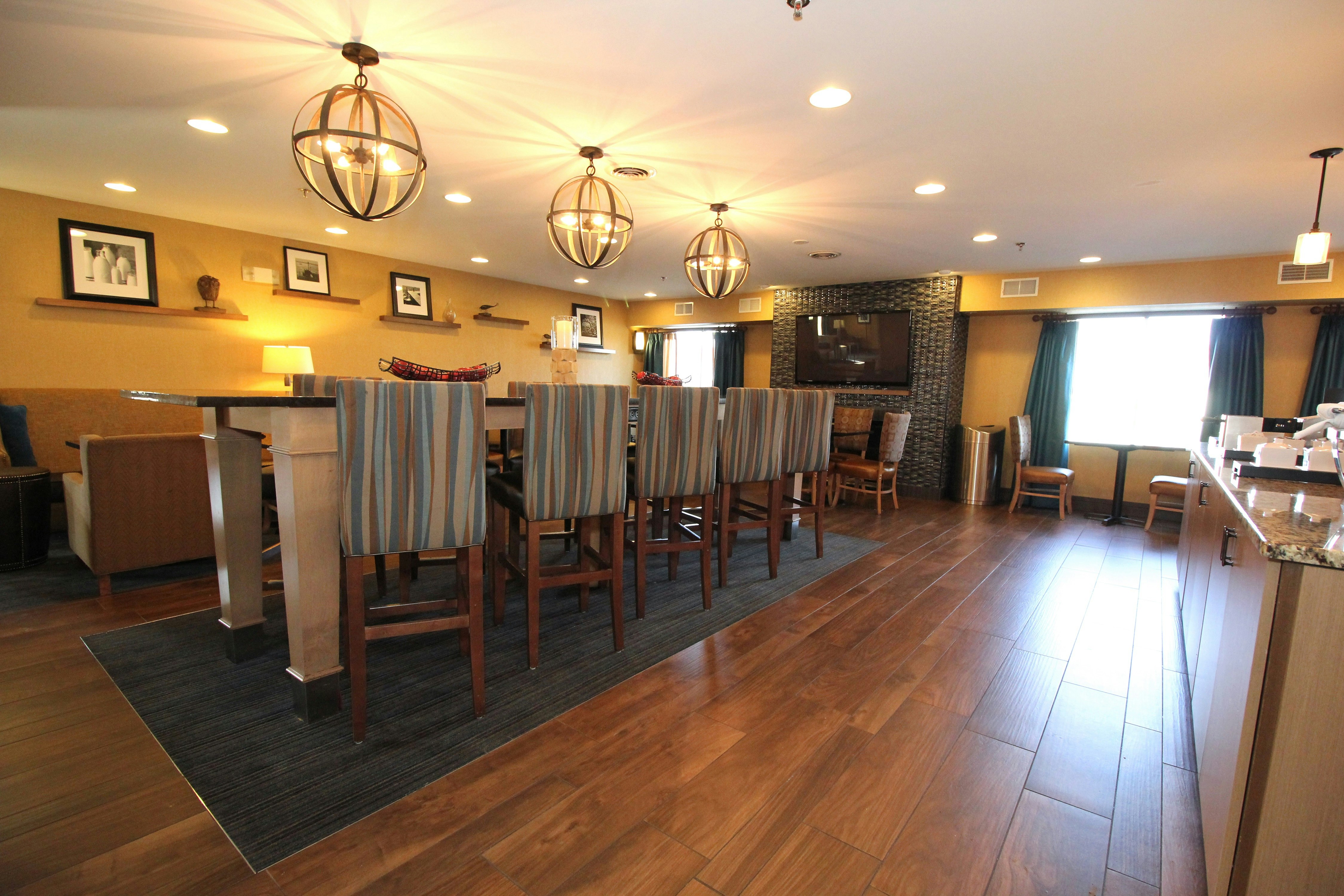 Hampton Inn Sandusky-Central 29/38