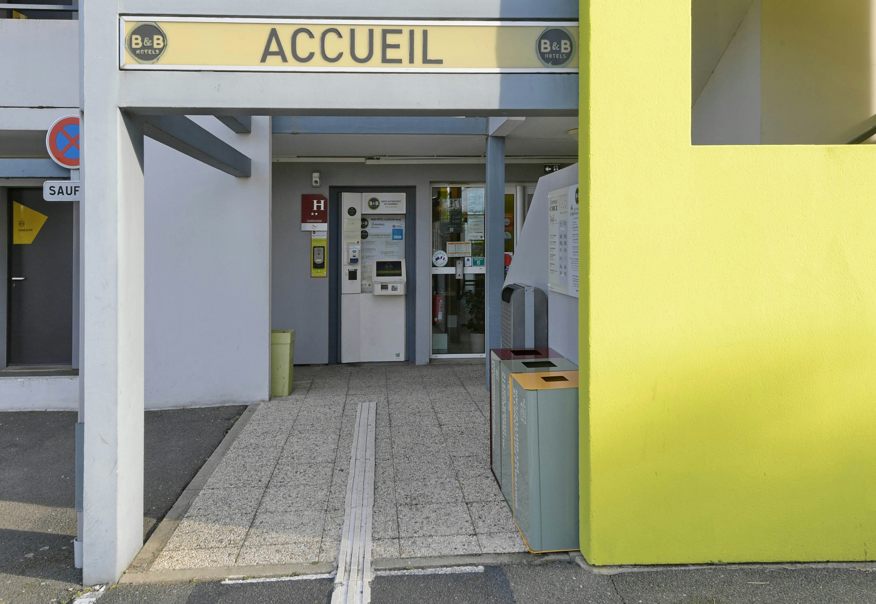 B&B Hotel Alencon North 40/42