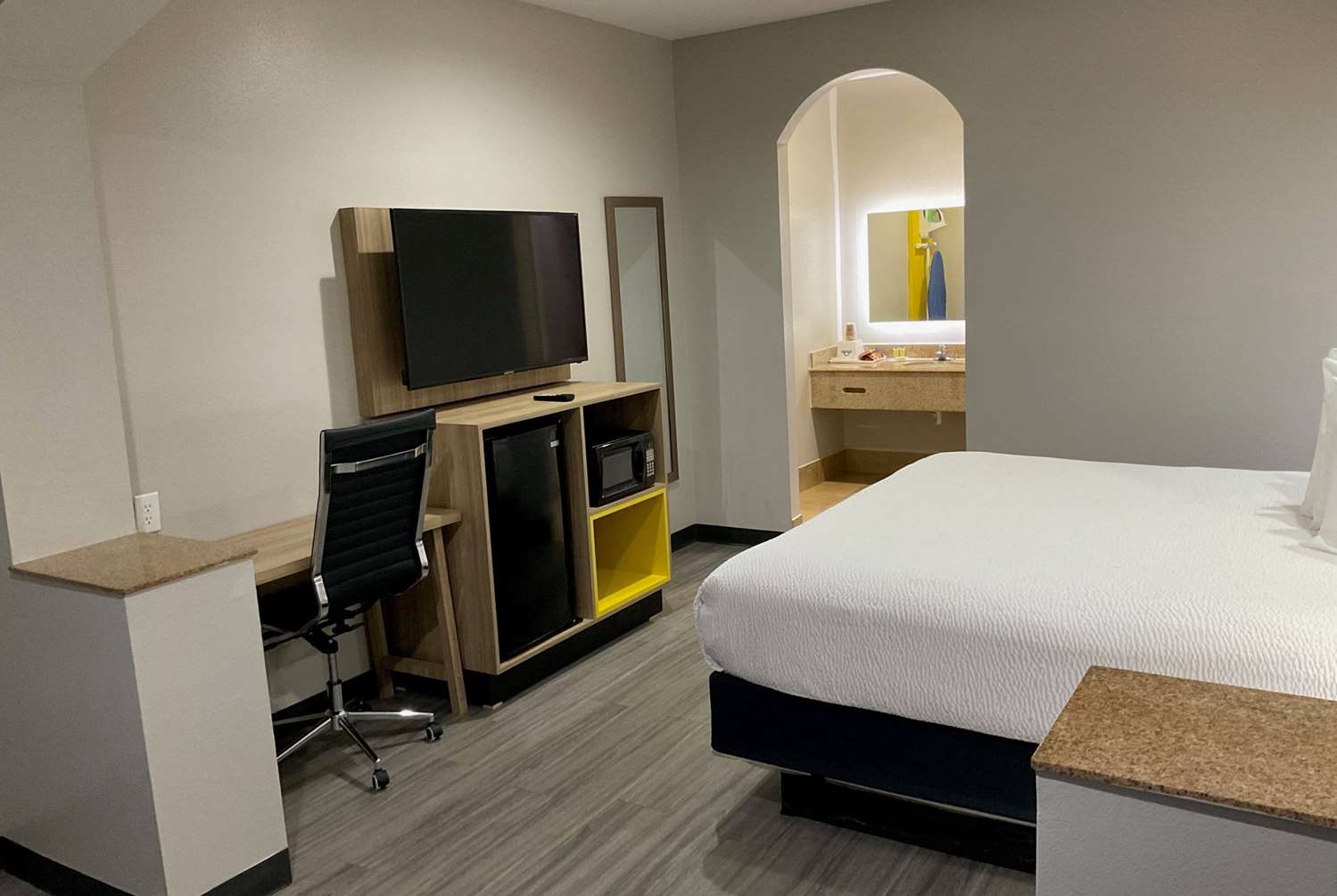 Days Inn By Wyndham Humble/Houston Intercontinental Airport 14/33