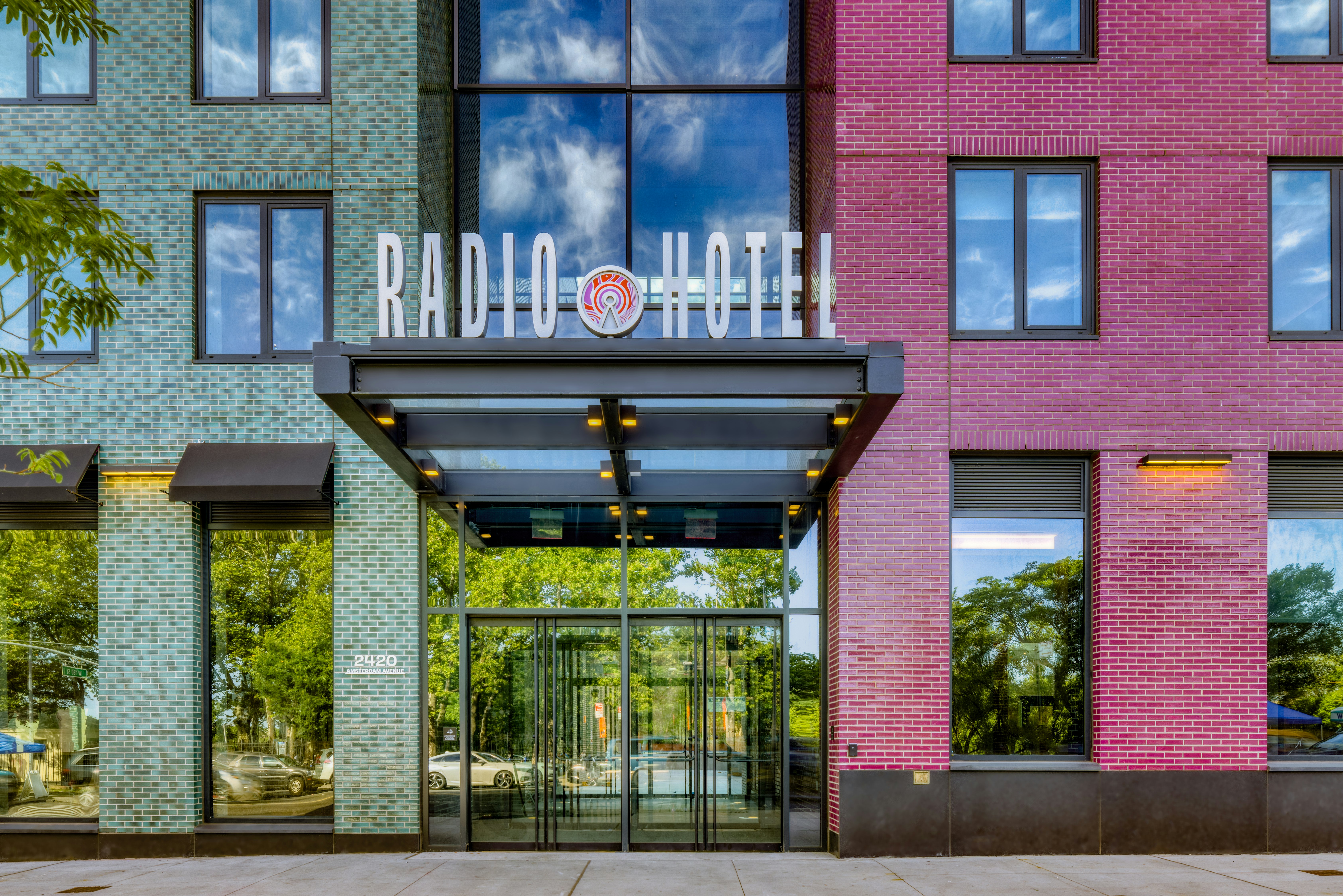 Radio Hotel 4/38