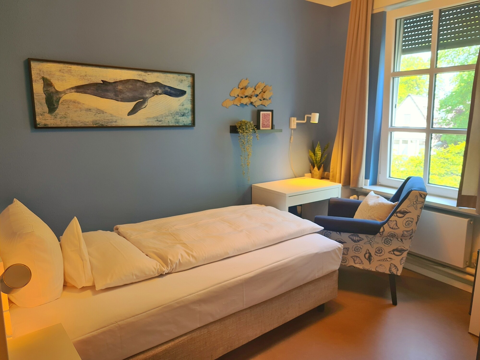 ROOM, SINGLE, SINGLE BED