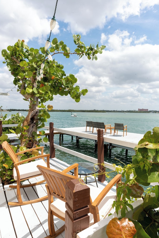 Turtle Beach Resort and Inn 5/50