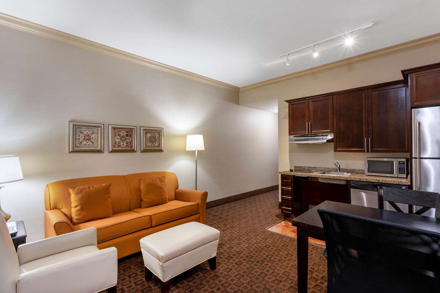 Hawthorn Suites by Wyndham West Palm Beach 23/53