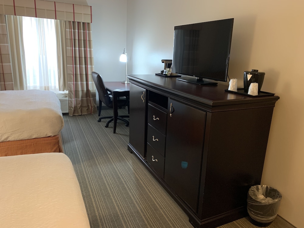 Country Inn & Suites By Radisson Kearney NE 15/37