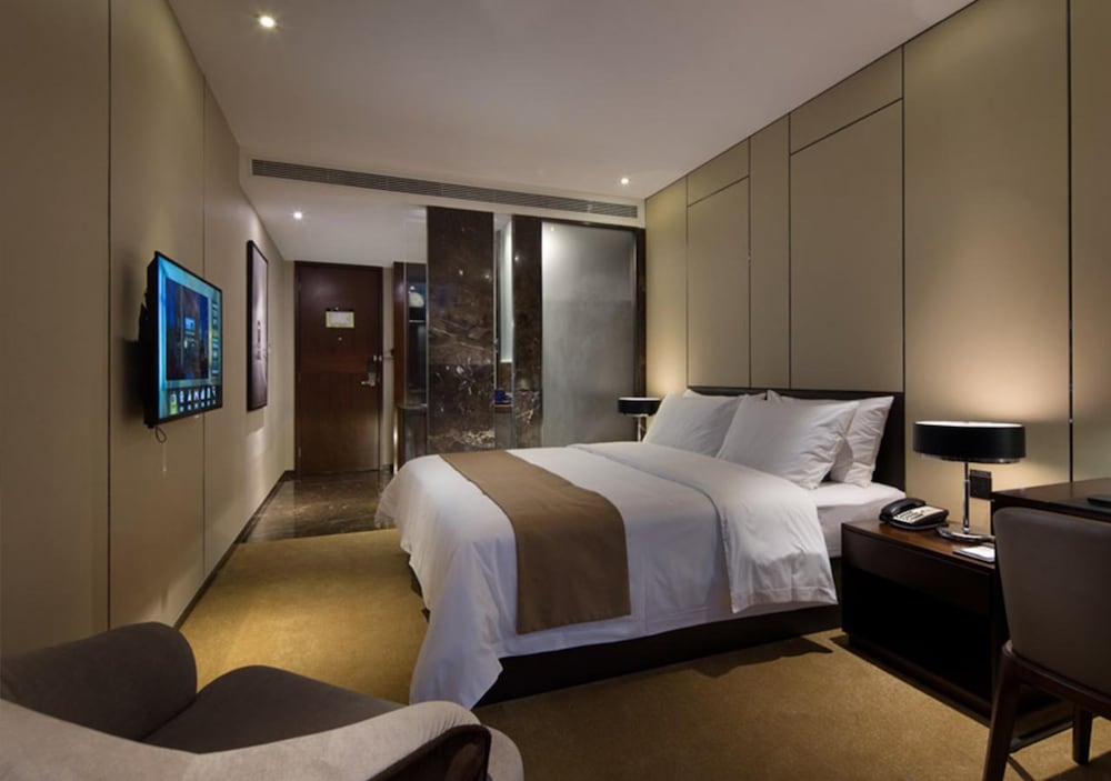 Bbhol Elegant Hotel 9/19