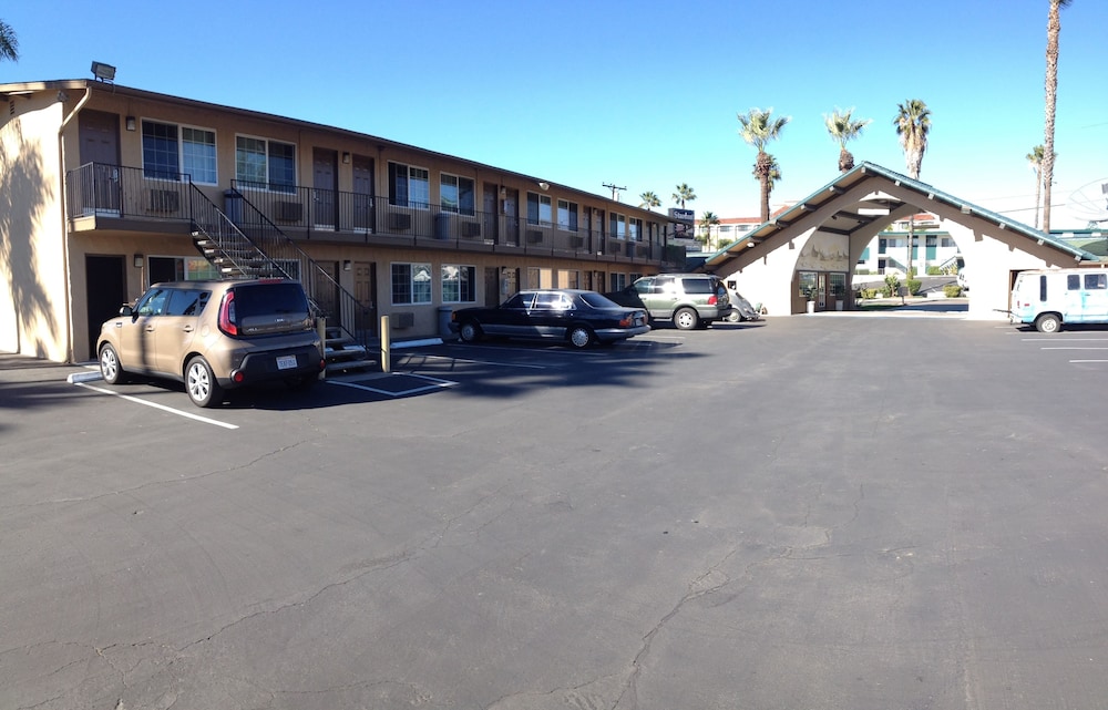 Stardust Inn 27/42