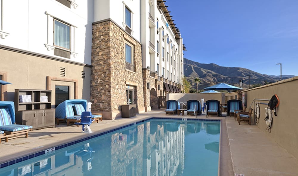 Hampton Inn and Suites Highland, CA image