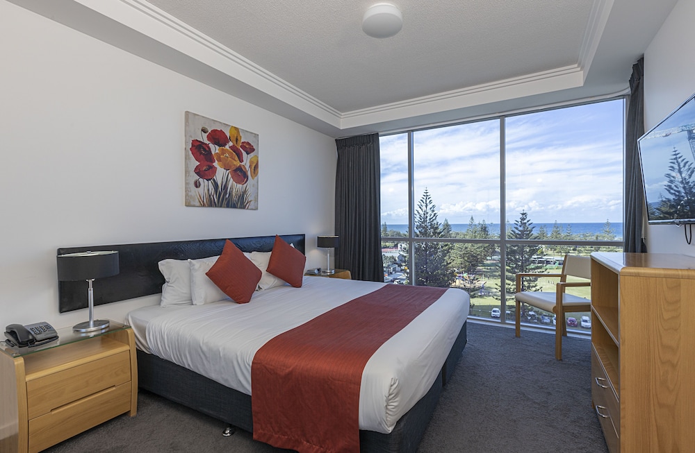 Ocean Pacific Resort 14/73