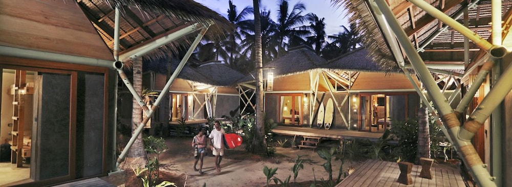 Bravo Beach Resort 4/30