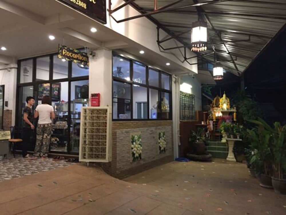 CHANA PLACE 6/48