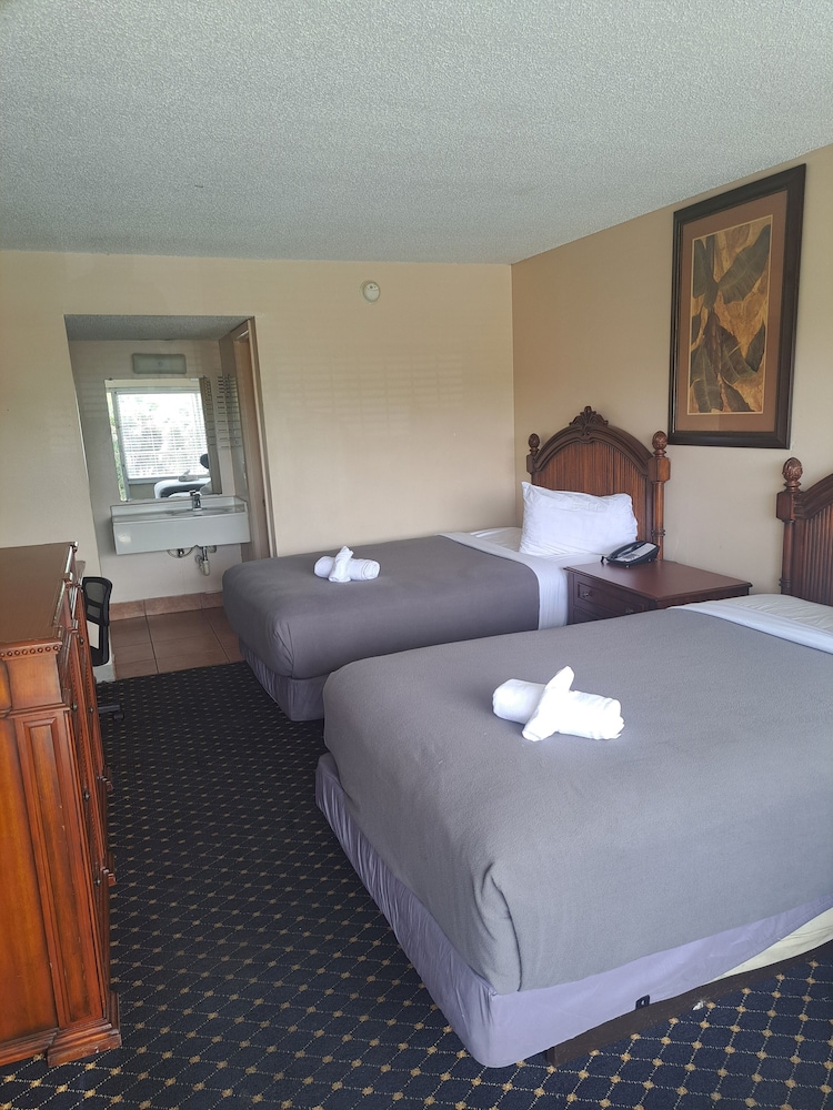 Altamonte Springs Hotel and Suites 22/40