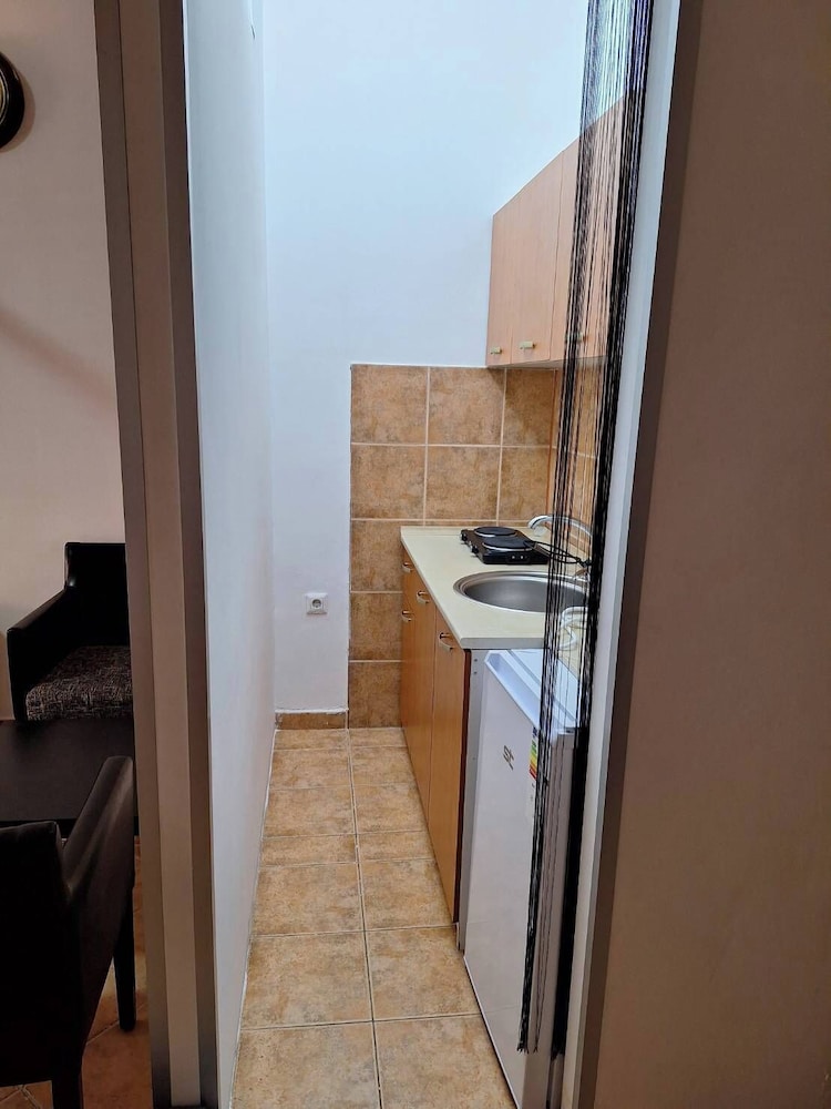 Apart Kalonis Hotel 43/49